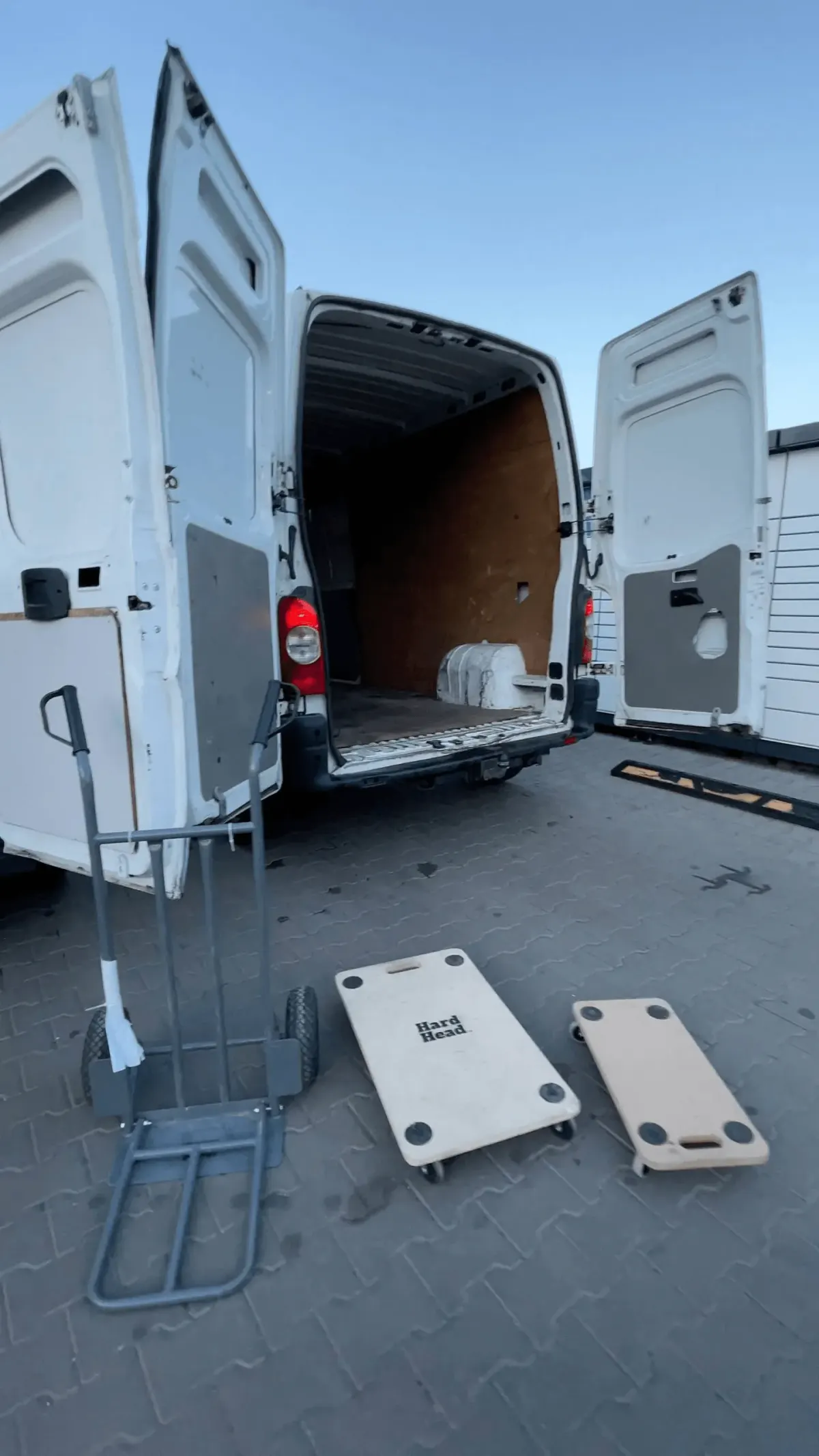 Renault Master WOZIO z otwartą przestrzenią ładunkową